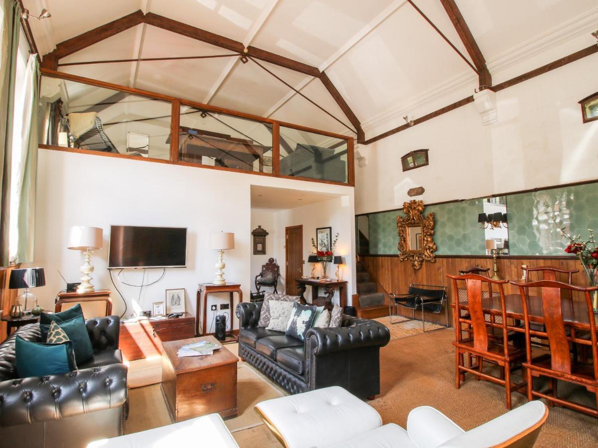 Chetwynd Lodge Stafford Eksteriør billede