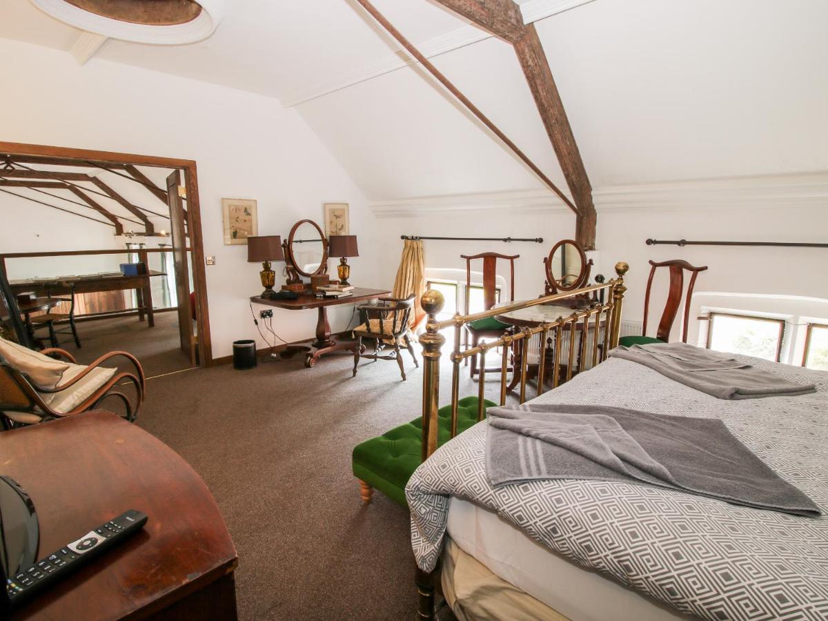 Chetwynd Lodge Stafford Eksteriør billede
