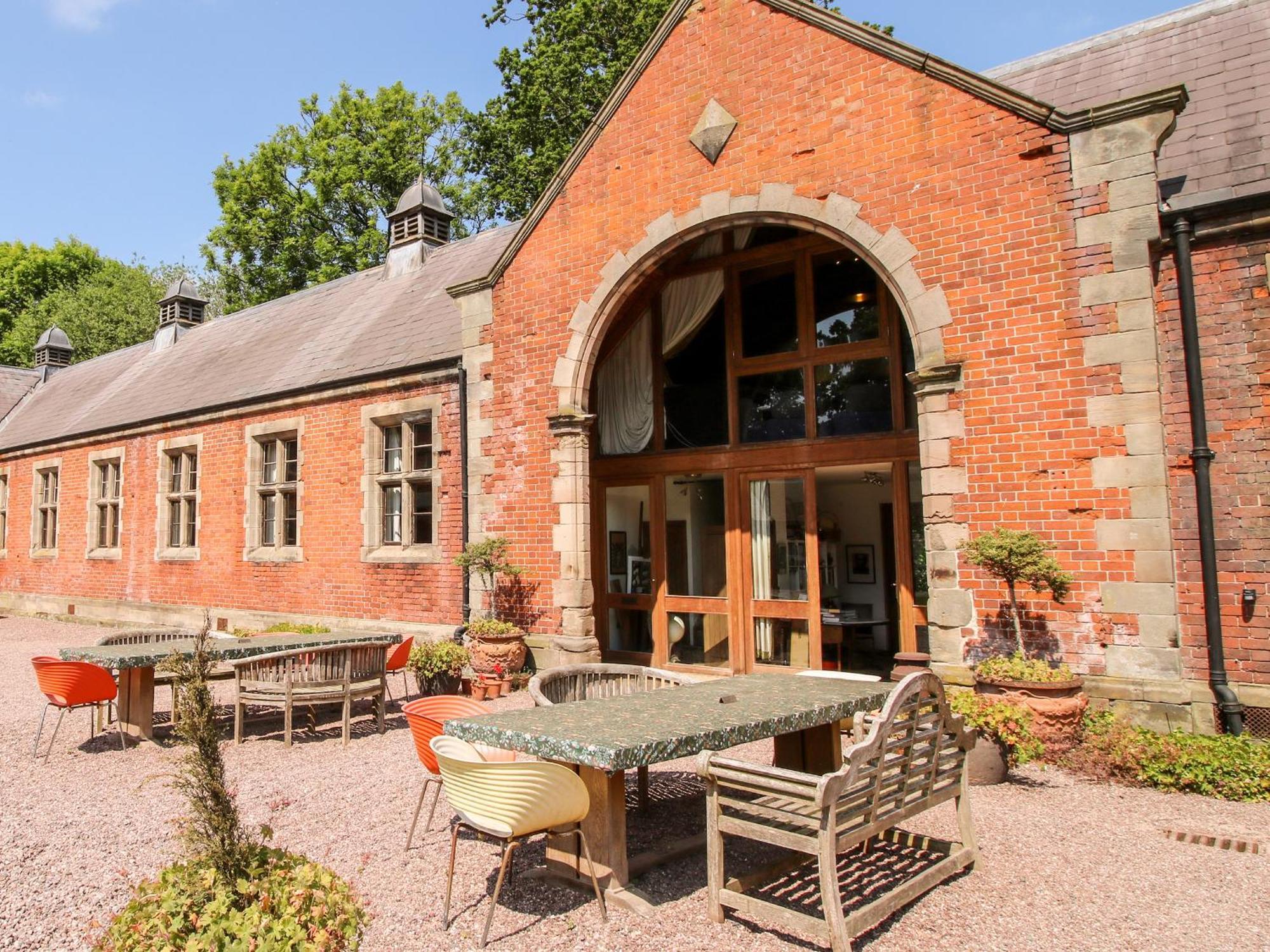 Chetwynd Lodge Stafford Eksteriør billede